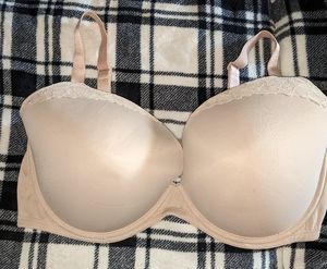 Dream Fit 44DDD Bra w/ lace trim